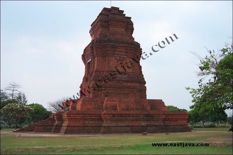 Brahu Temple - The Great Temple Of Mojopahit Kingdom