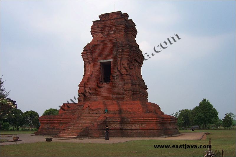 Brahu Temple - The Great Temple Of Mojopahit Kingdom