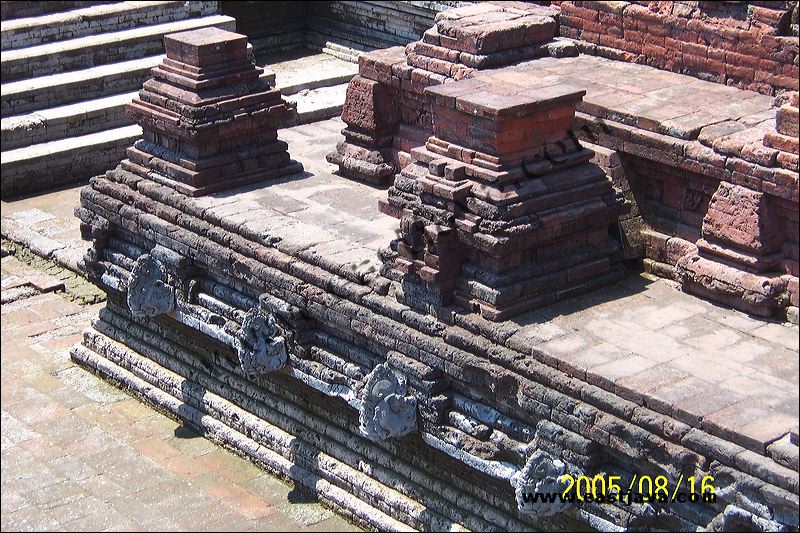 TIKUS TEMPLE - Replica Of Mahameru Sites