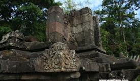 images/gallery/songgoriti/songgoriti_temple_07.jpg