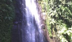 images/gallery/watu_lumbung/Air_Terjun_Watu_Lumbung_2.jpg