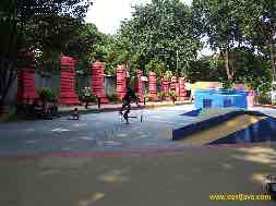 images/gallery/bungkul_park/bungkul-park-surabaya-11.jpg