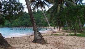 images/gallery/karanggongso/karanggongso_beach_016.jpg