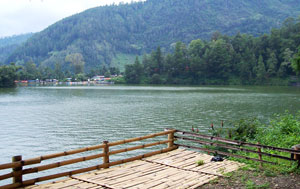 A Glance of Sarangan Lake: Beautiful Lake In Magetan Tourism Object