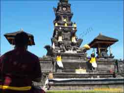 Jagad Karana Surabaya Temple Have Highest Padmasana In South East Asia